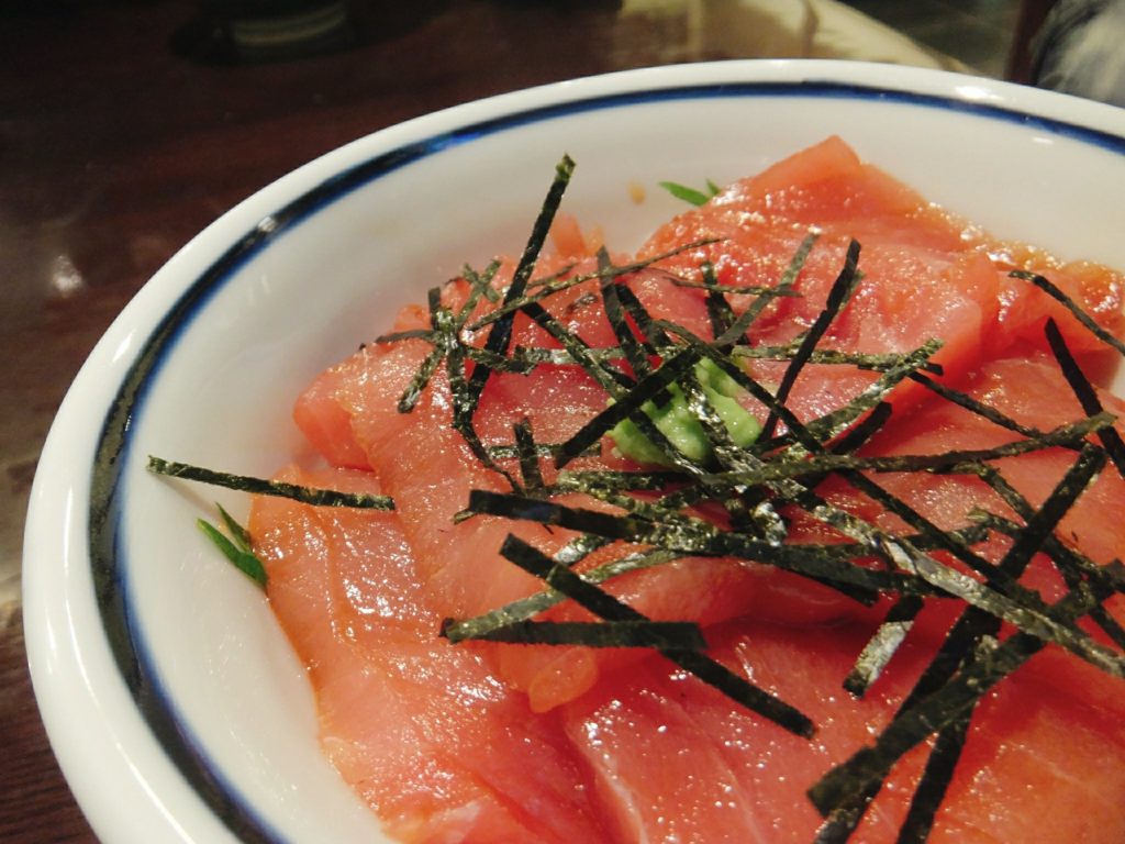 マグロ丼