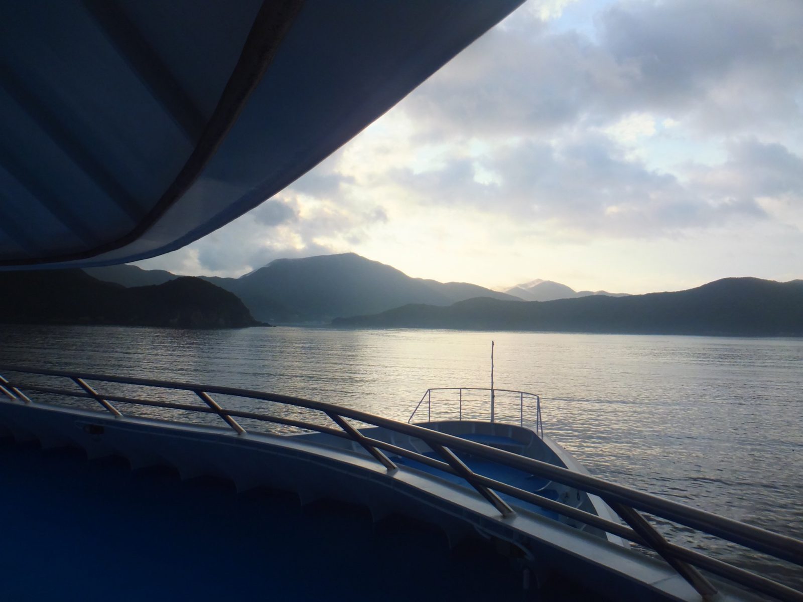 フェリー太古デッキ