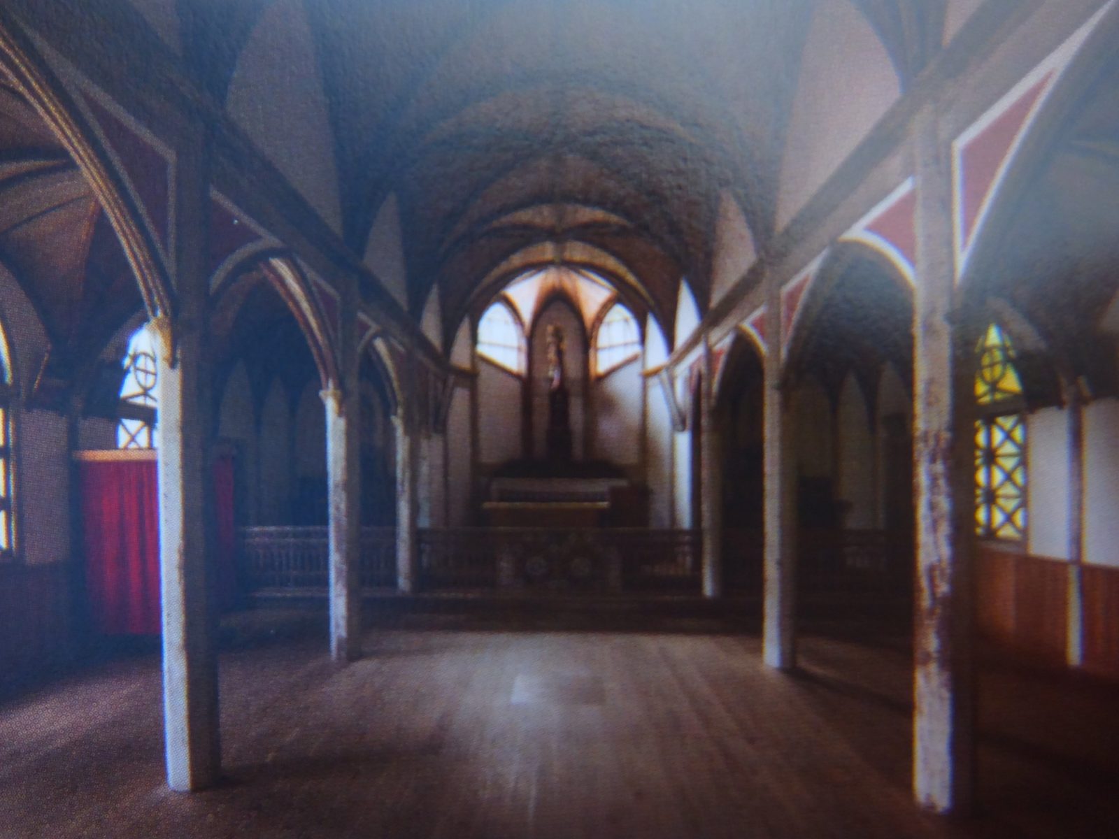 旧五輪教会堂の内部