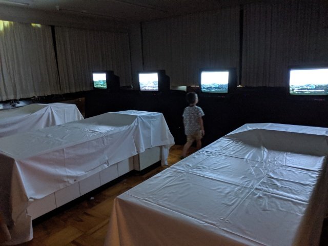 沢田小学校内部