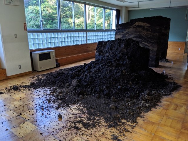 沢田小学校内部3