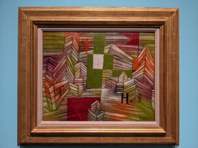 『ストロベリーハウスの建築工事』by パウル・クレー