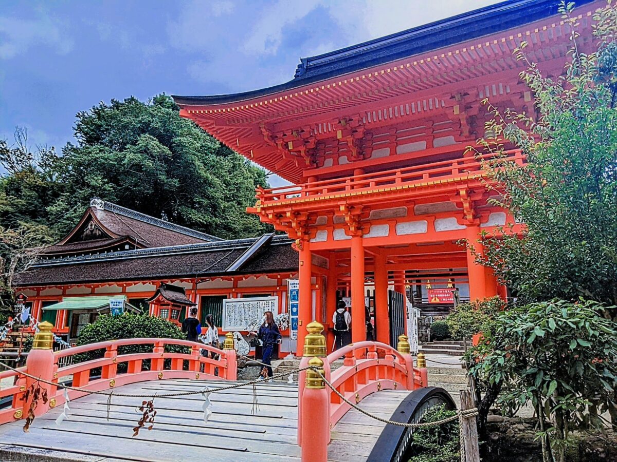賀茂別雷神社境内語郷の復元的研究 賀茂別雷神社境内諸郷の復元的研究 | 須磨 千頴 |本 | 通販 | Amazon