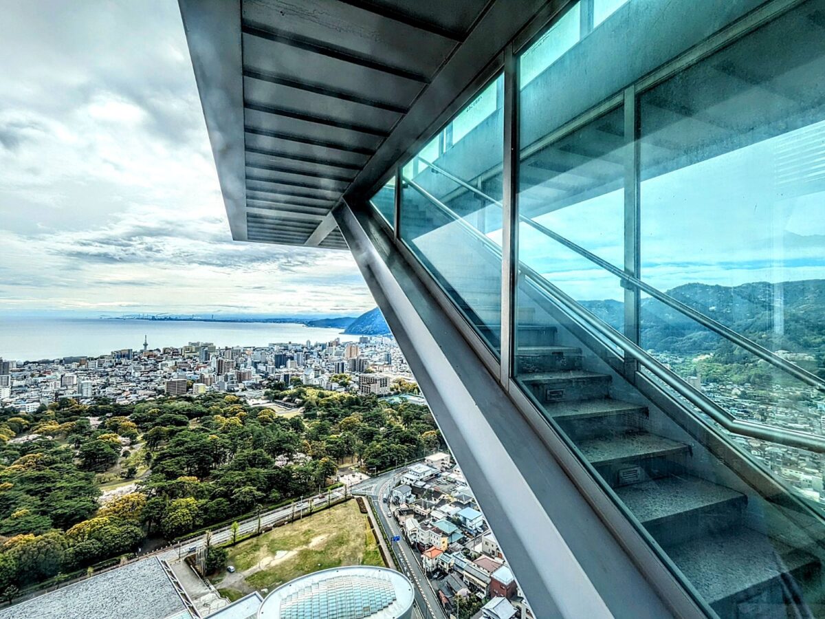 スリル満点な空中展望台『グローバルタワー』（別府市） | シマグニノ